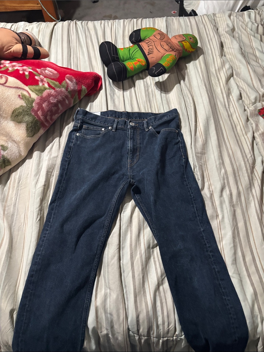 H&M Men's Navy Blue Relaxed Jeans